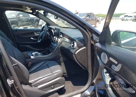 2018 Mercedes-Benz Glc 300 4Matic from USA, damaged, VIN WDC0G4KB5JV056063